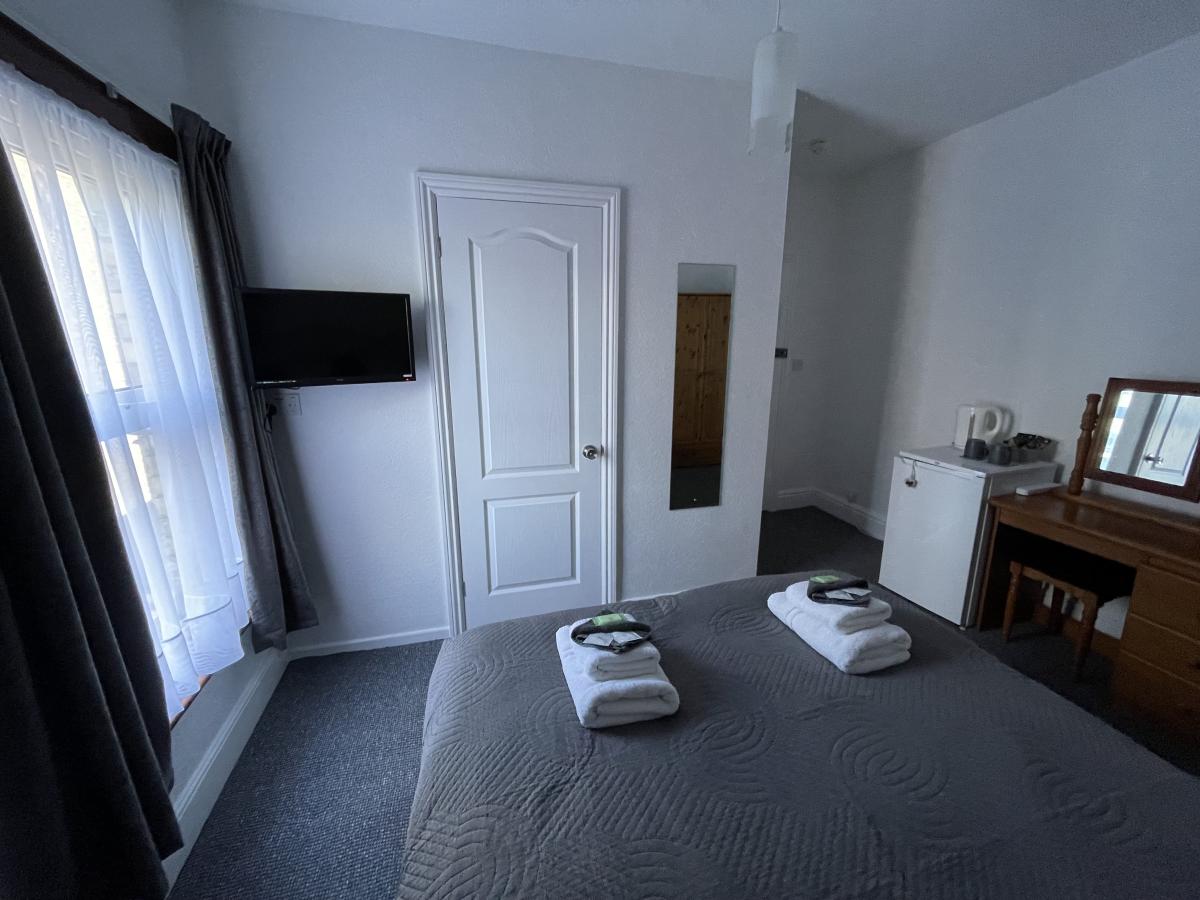 Fairways Guest House, Cambridge Tel: 01223 246063
