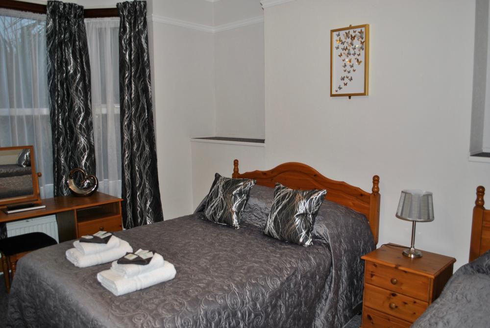Fairways Guest House, Cambridge Tel: 01223 246063